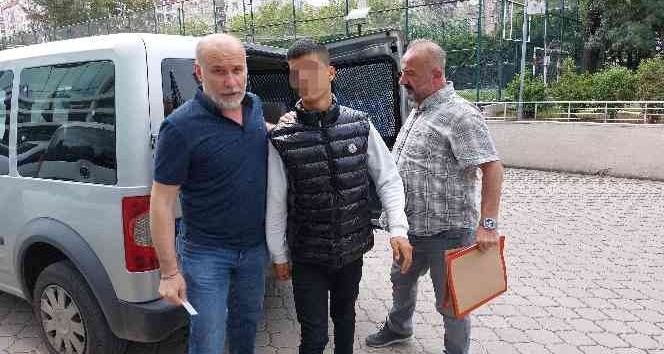 Para çalarken kameraya yakalanan hırsız gözaltına alındı