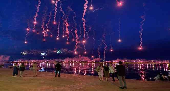 Samsun semaları kırmızı-beyaz