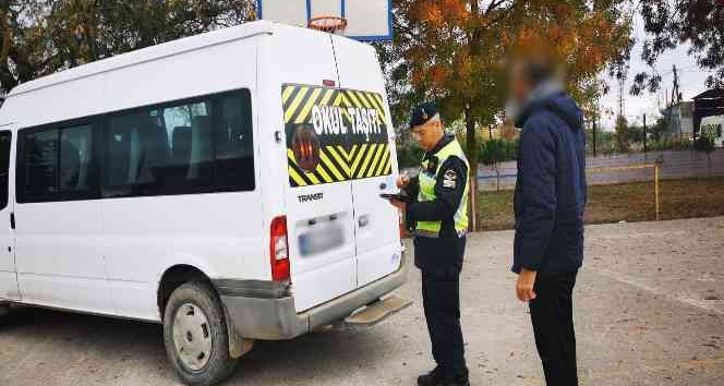 130 okul servisi trafikten men dildi