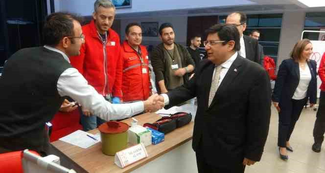 Adliye çalışanlarından kan bağışı seferberliği