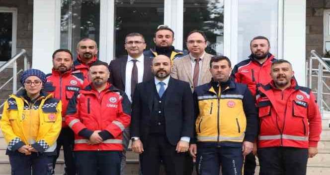 Afet bölgesine ilk giden sağlıkçıların duygulandıran hâtıraları