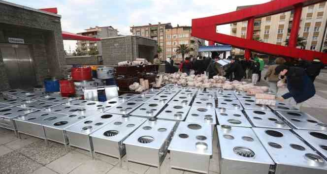 Başkan Sandıkçı: “Tüm imkanlarımızla deprem bölgesindeyiz”