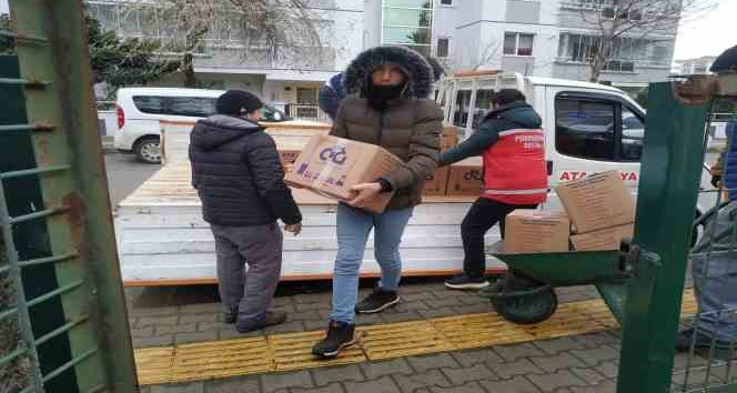 Fabrika gibi liseden deprem bölgesine hijyen malzemesi