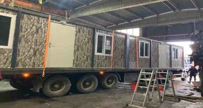 Samsun'dan deprem bölgelerine 359 tır yardım