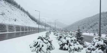 Samsun'un yüksek kesimlerinde yoğun kar