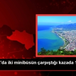 carsambada-iki-minibusun-carpistigi-kazada-1-kisi-yaralandi-Z379PS7r.jpg