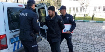 motosikletli-narkotik-polisinin-sehit-olmasiyla-ilgili-gozaltina-alinan-cazip-soforu-adliyeye-sevk-edildi-3ReijgES.jpg