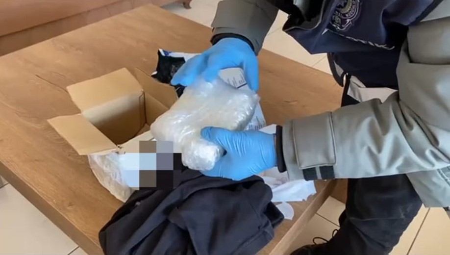 Samsun'da kargo poşetinden çıkanlar şoke etti!