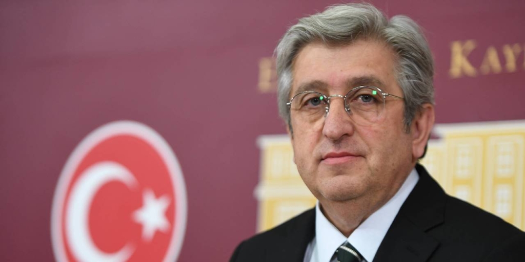 Hekimlerin hakları asla ikincilleştirilemez