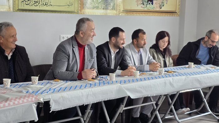 aa-20250420-37685879-37685876-19-mayis-belediye-baskani-topaloglu-vatandaslarin-sorularini-yanitladi.jpg