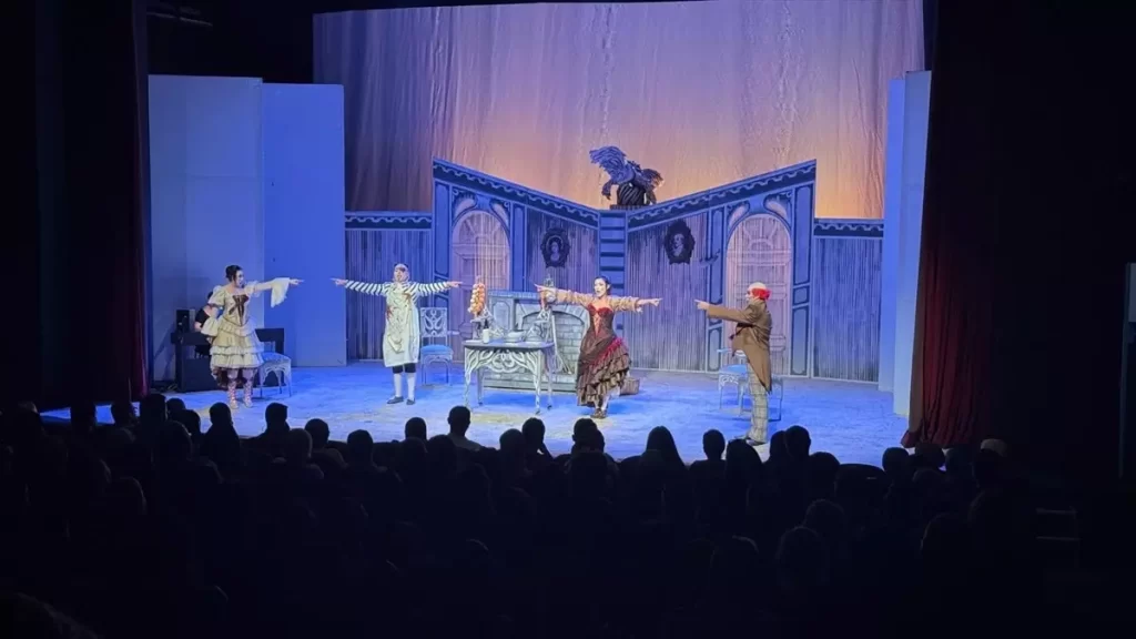 Samsun Devlet Opera ve Balesi, 'Doktor Mucize' Operasını Trabzon'da Sergiledi