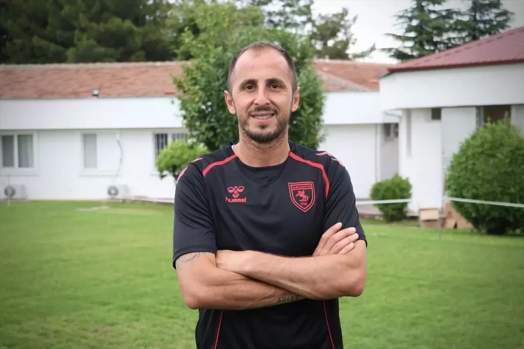 Samsunspor Kaptanı Zeki Yavru: 'Zor Bir Sezon Olacak'