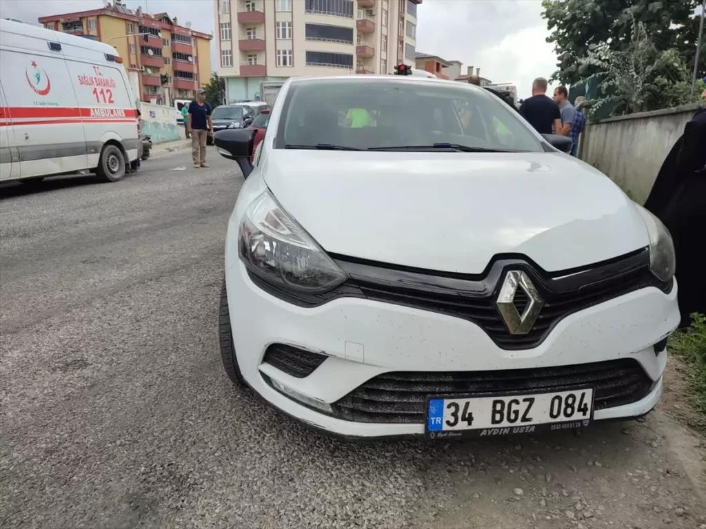 Çarşamba'da Motosiklet ve Otomobil Çarpıştı: 1 Yaralı