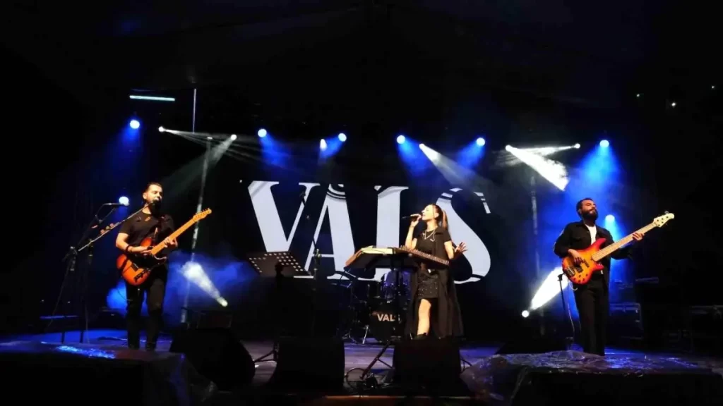 Nebiyan Doğa ve Gençlik Festivali'nde Grup Vals Performansı Büyük İlgi Gördü