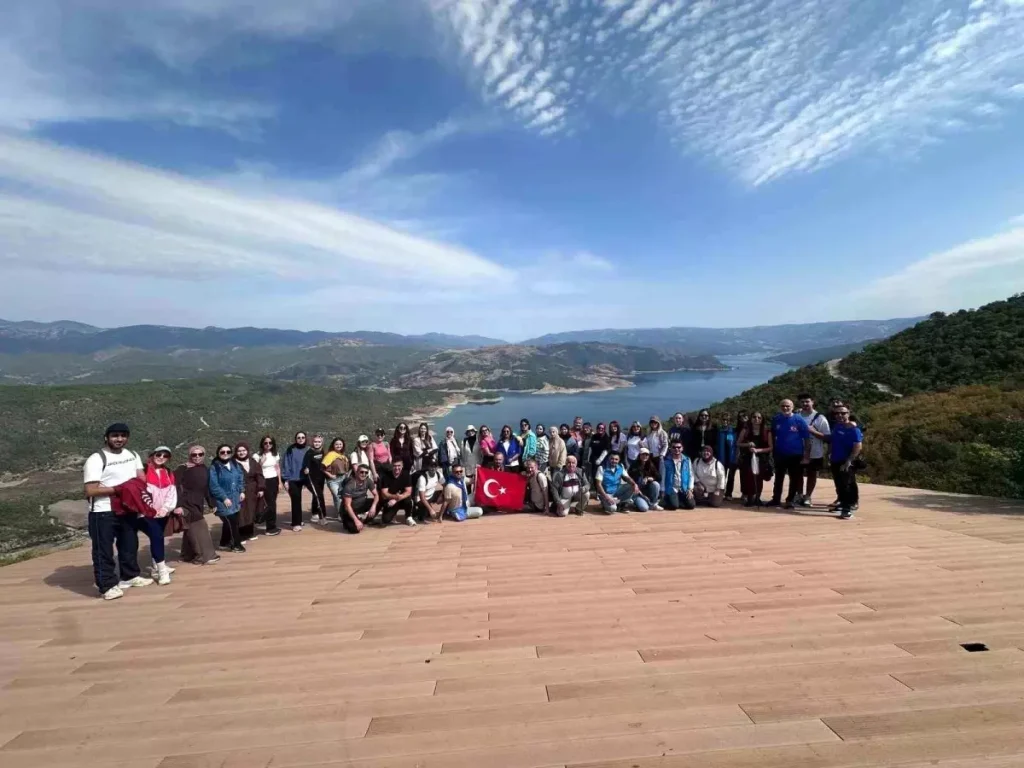 Üniversite Öğrencilerinden Şahinkaya Kanyonu