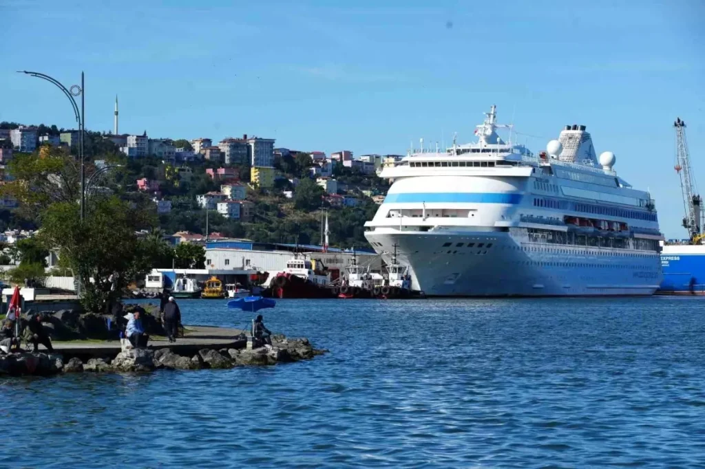 Rus Kruvaziyer Samsun Limanı