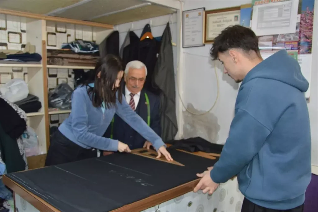 Lise Öğrencilerinden Esnaf Ziyareti