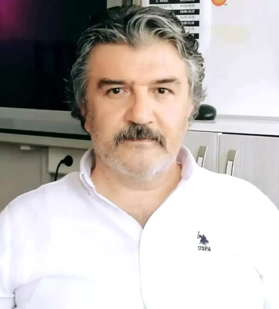 Kalp krizi geçiren sınıf öğretmeni hayatını kaybetti
