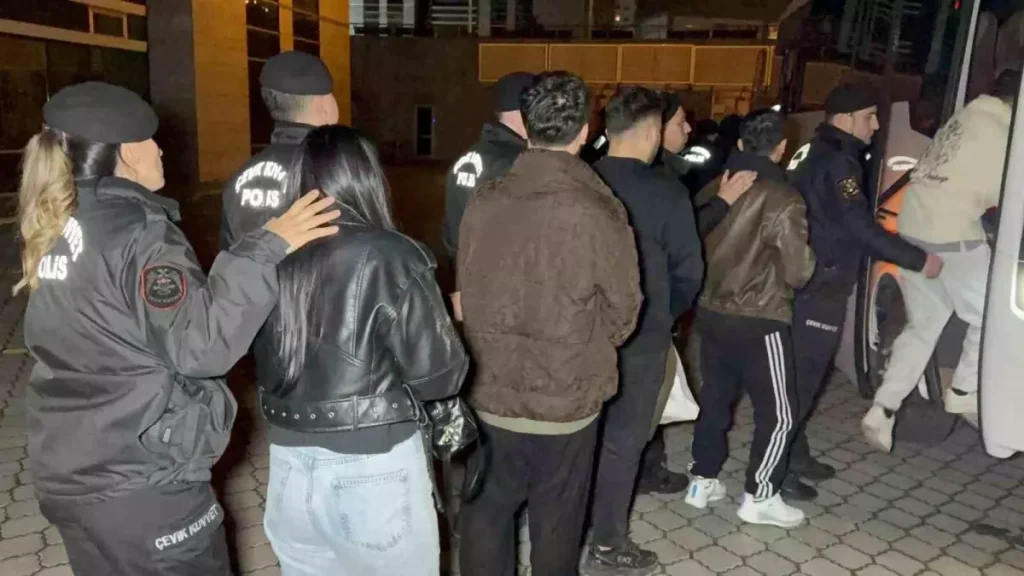 Samsun merkezli 6 ilde yasa dışı bahis operasyonu: 14 tutuklama