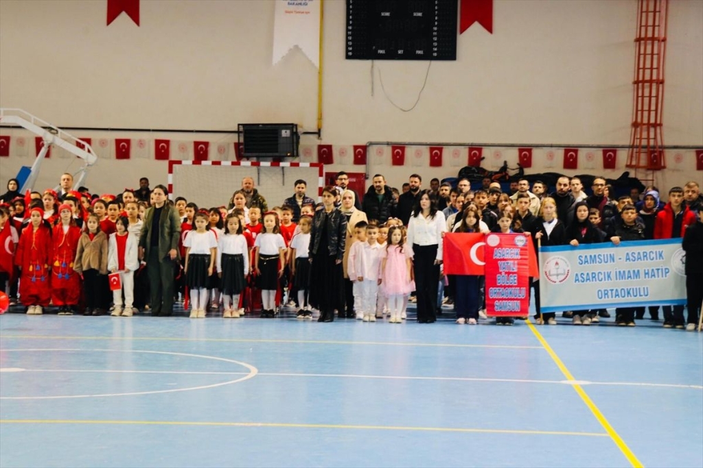 Asarcık ilçesinde 23 Nisan Ulusal Egemenlik ve Çocuk Bayramı kutlandı