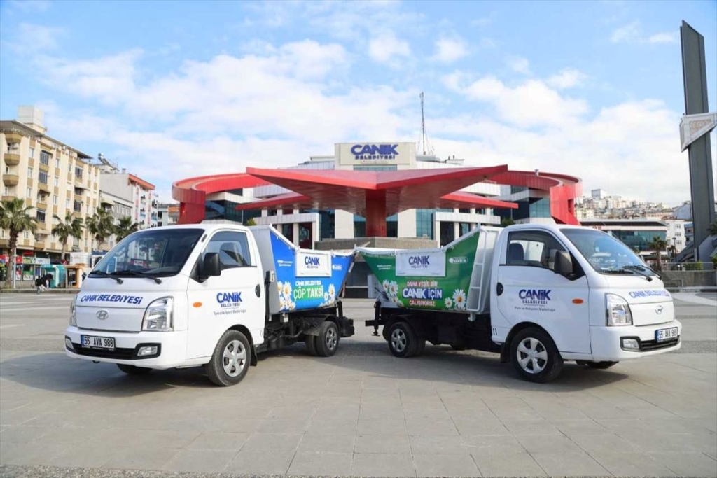 Canik Belediyesi araç filosuna çöp taksilerini ekledi