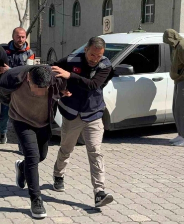 Masaj salonuna fuhuş operasyonunda 3 kişi tutuklandı