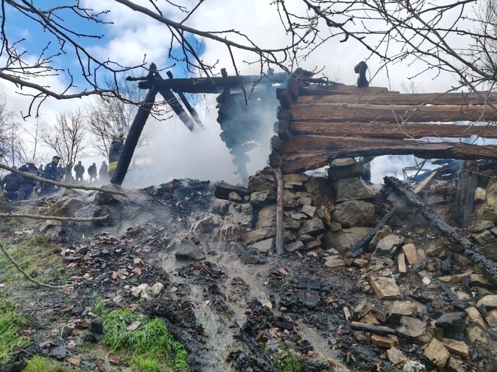 Yalnız yaşadığı evinde çıkan yangında hayatını kaybetti