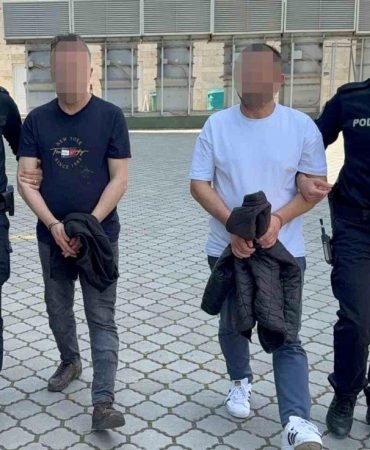 Eski iş yerinde silahla ateş açan şahıs ve arkadaşı tutuklandı
