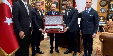 Samsun heyeti, MHP lideri ile buluştu