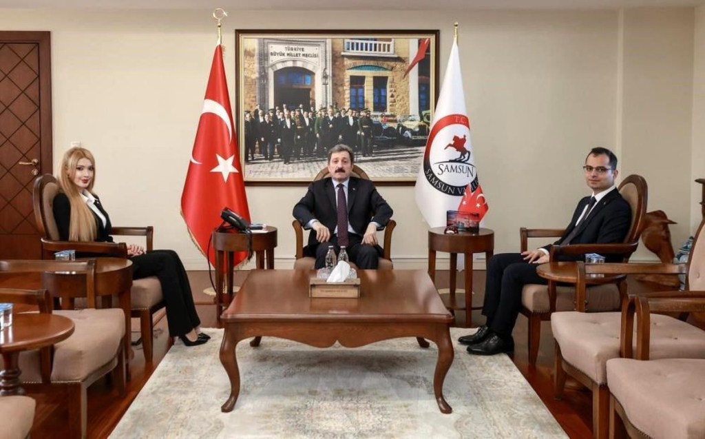 'Barbie Kaymakam' vali yardımcısı oldu