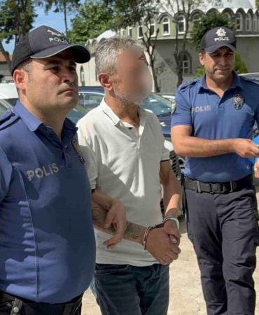 Kavga ettiği şahıs düşerek ağır yaralanınca gözaltına alındı