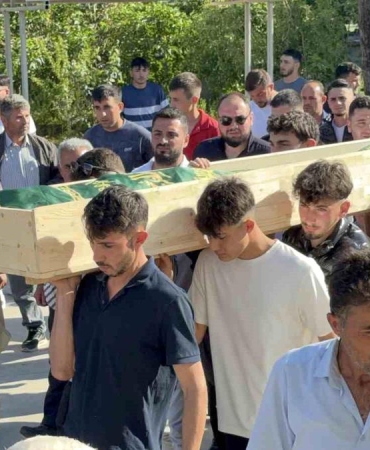 Lunapark faciasında ölen genç son yolculuğuna uğurlandı
