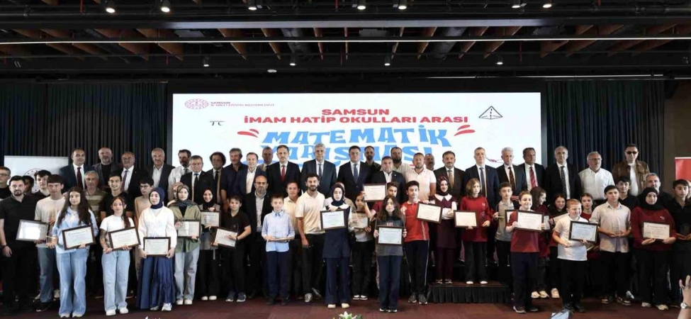 Matematikte dereceye giren imam hatipliler ödüllerini aldı