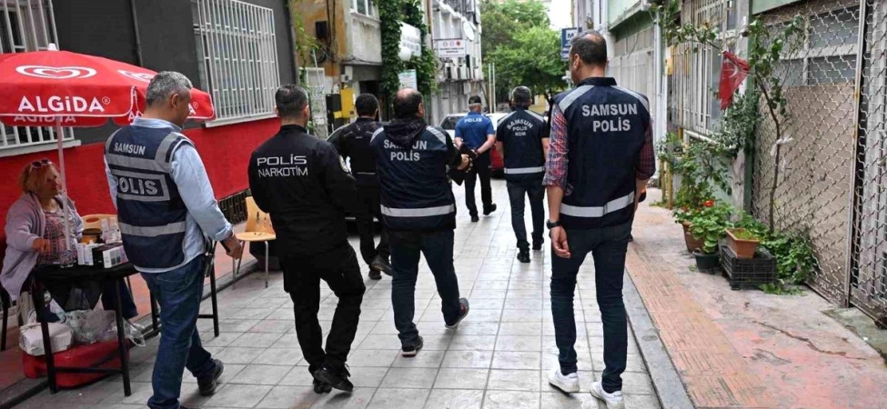 Okul çevreleri ve servis araçlarına sıkı denetim