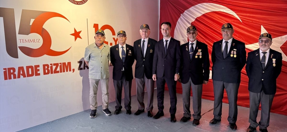 Gazilerden 15 Temmuz anma çadırına ziyaret