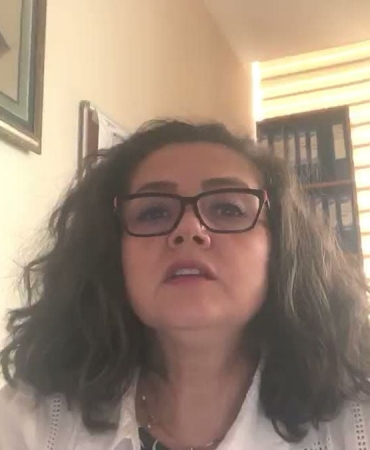 Kadın bedeni reklam alanı değildir