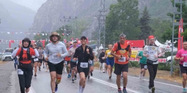 Kapıkayafest’te 21 kilometrelik dağ koşusunda nefes kesen mücadele