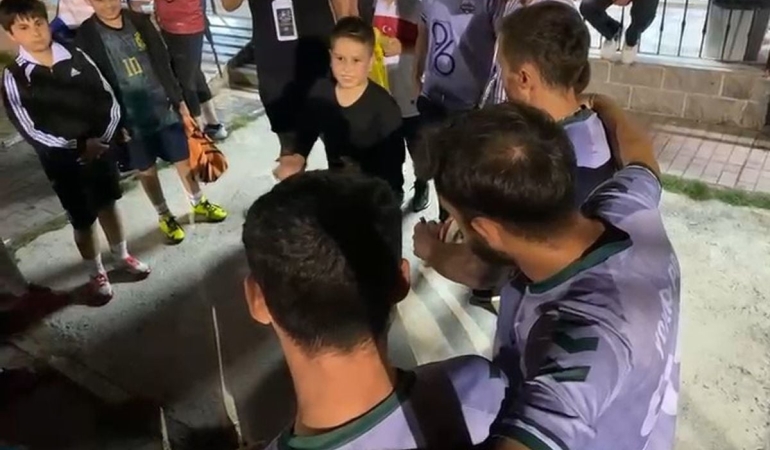 Minik Muhammed’in motivasyon konuşması ağabeylerini gülümsetti