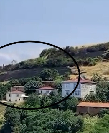 Örtü yangını büyümeden söndürüldü