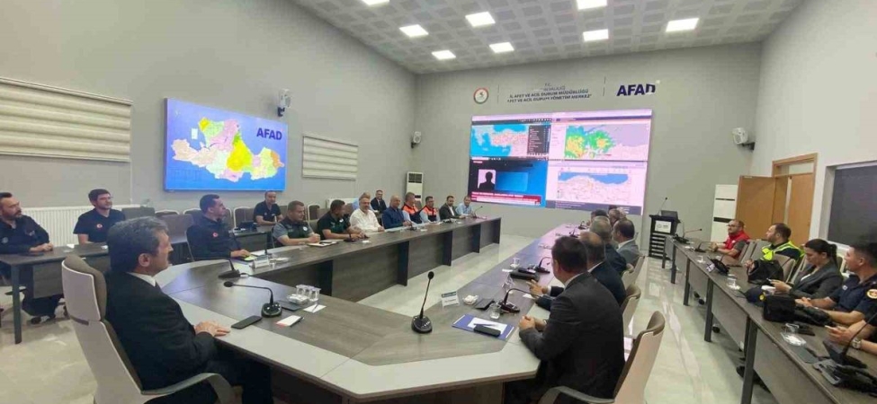 Samsun’da turuncu kodlu meteorolojik uyarı için tedbir toplantısı