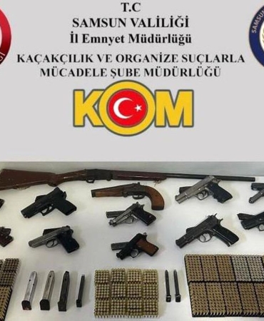 Silah tacirlerine ve düğün magandalarına operasyon: 12 tabanca ele geçirildi