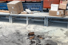 Sipariş Edilen Havai Fişeklerin İçindeki Kargo Kutusu Alev Aldı