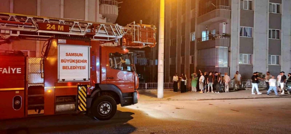 Telefonlara cevap vermeyen yaşlı adam ekipleri harekete geçirdi