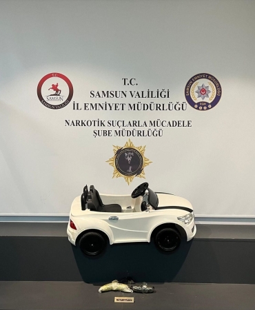 Akülü Arabada Uyuşturucu Ele Geçirildi