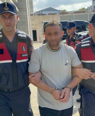 Ayva Dalı Tartışması Kanlı Bitti: Amca Öldü