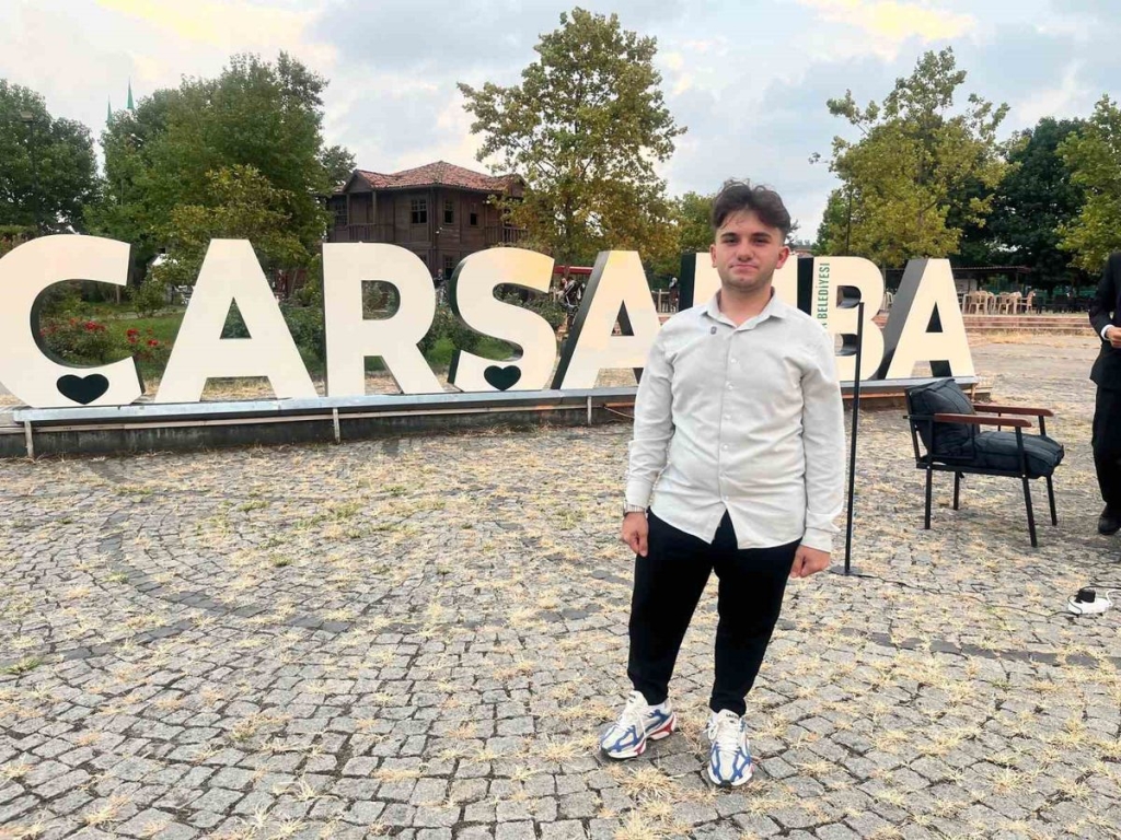 Cam Kemik Hastası Volkan Alçın: İnancıyla Yürümeyi Başardı, Çarşamba