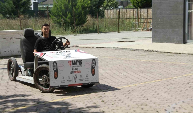 Çarşambalı Öğrencilerden Hurda Malzemelerle Elektrikli Araç