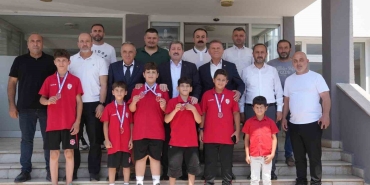 Samsunlu Minik Güreşçilerden Ankara