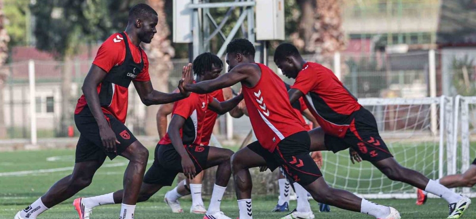 Samsunspor, Rizespor deplasmanında ilk galibiyeti arıyor
