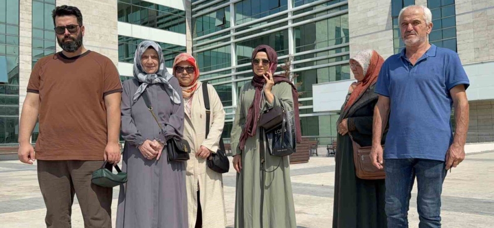 Umre vaadiyle dolandırıldıklarını iddia eden 8 kişi savcılığa başvurdu